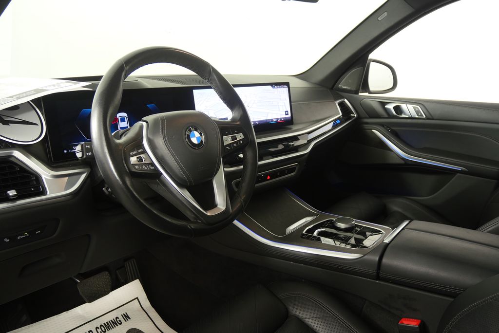 Thumbnail: 2024 BMW X5 - 13