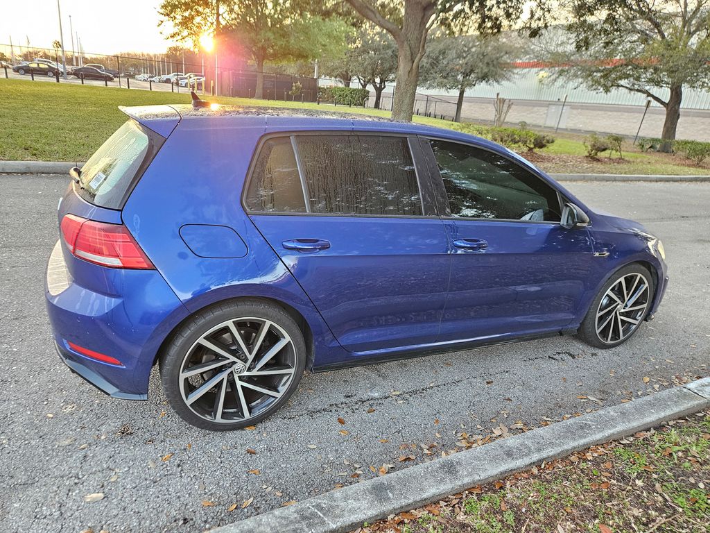 2018 Volkswagen Golf R 5