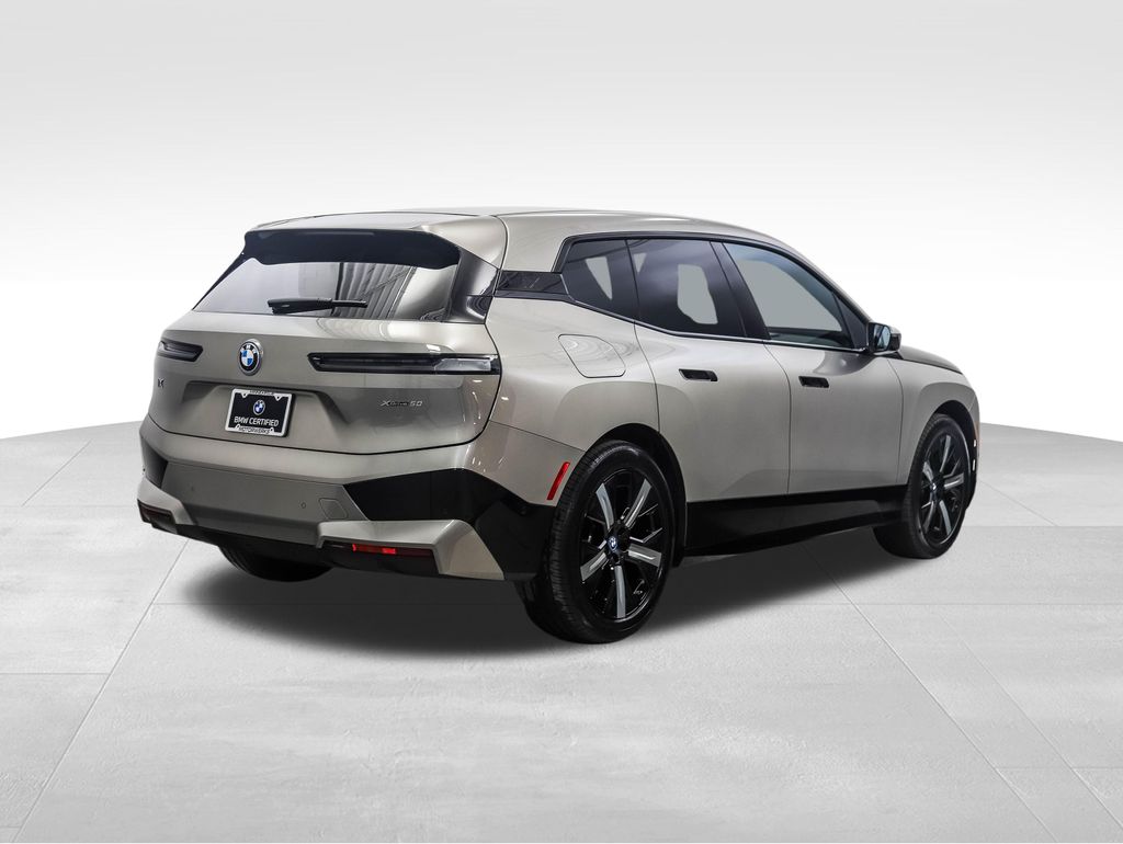 Thumbnail: 2023 BMW iX - 5