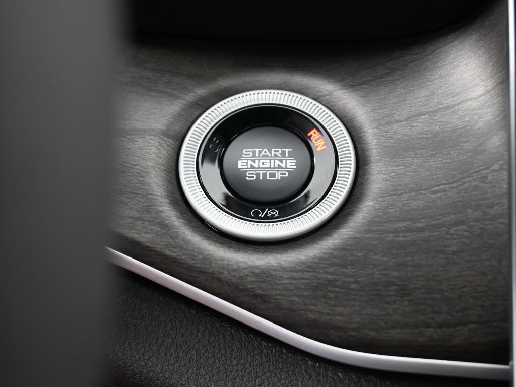 New 2025 Silver Zynith Jeep Limited image 23