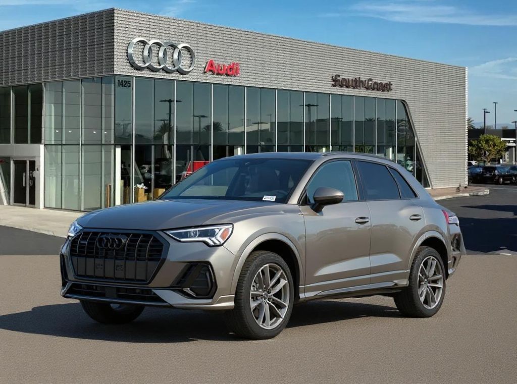 Thumbnail: 2025 Audi Q3 - 1
