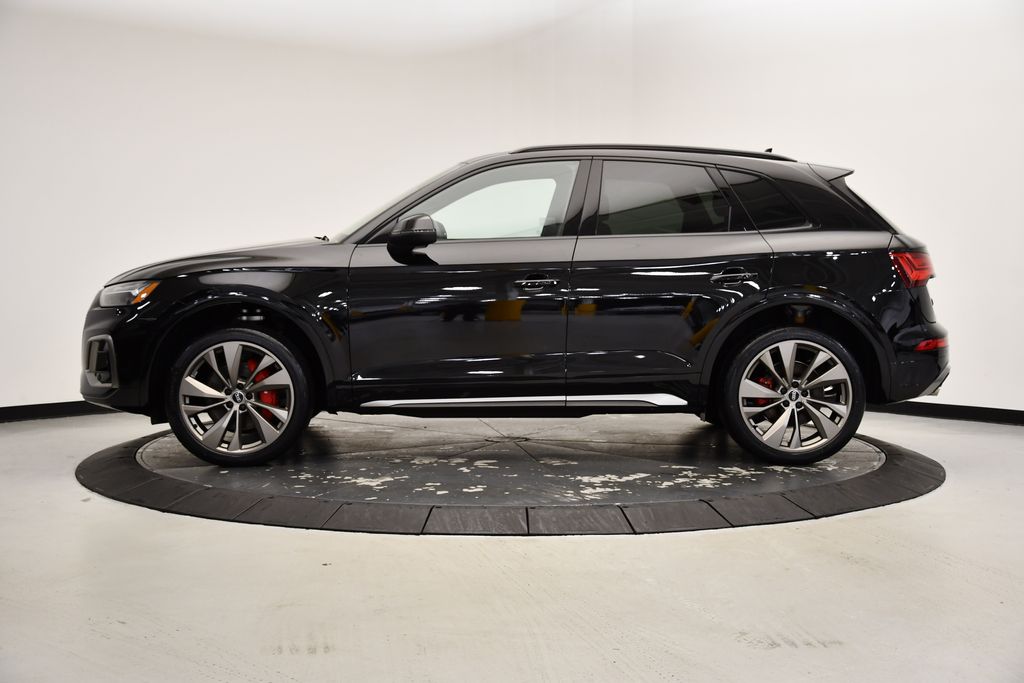 2025 Audi SQ5  2