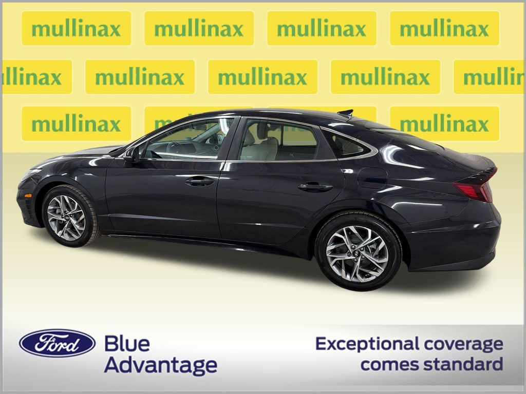 Certified Used 2023 Blue Hyundai SEL image 11