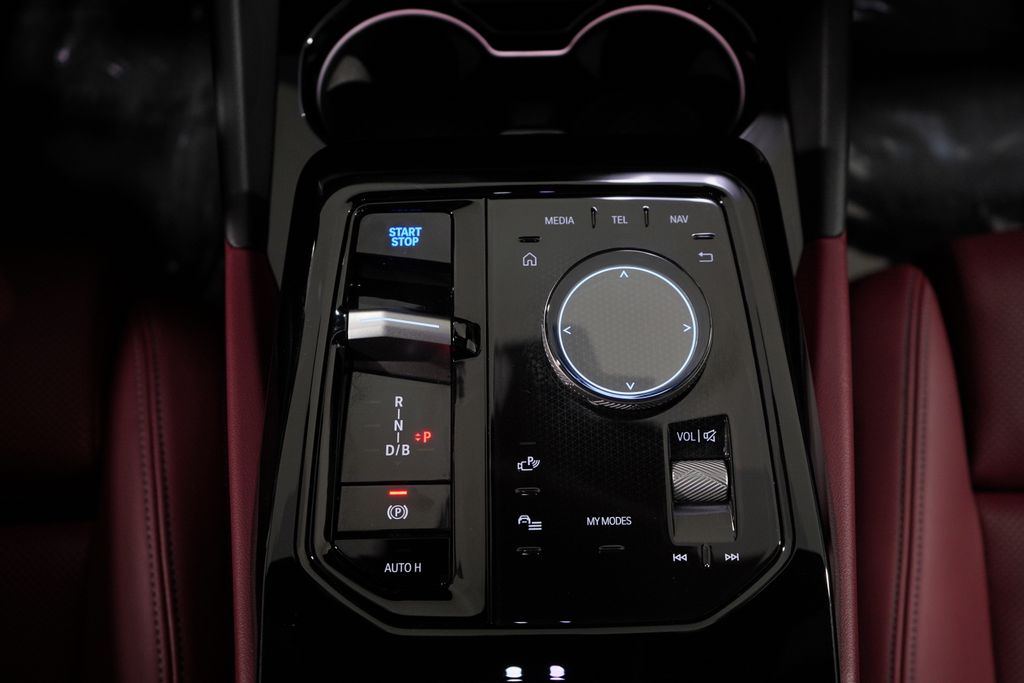 2024 BMW i5 eDrive40 14