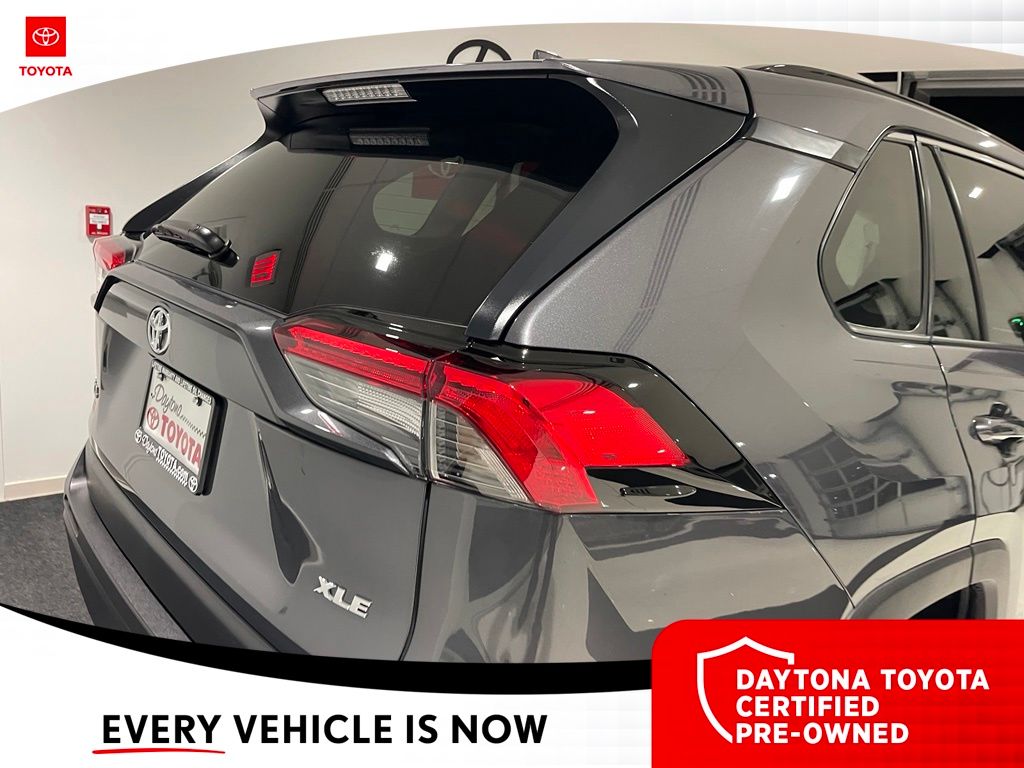 2024 Toyota RAV4 XLE Premium - Photo 10