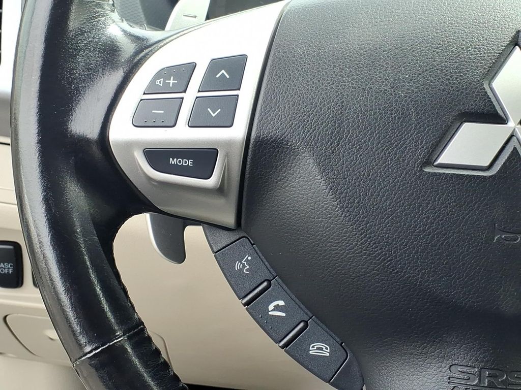 used 2008 Mitsubishi Outlander car, priced at $7,900