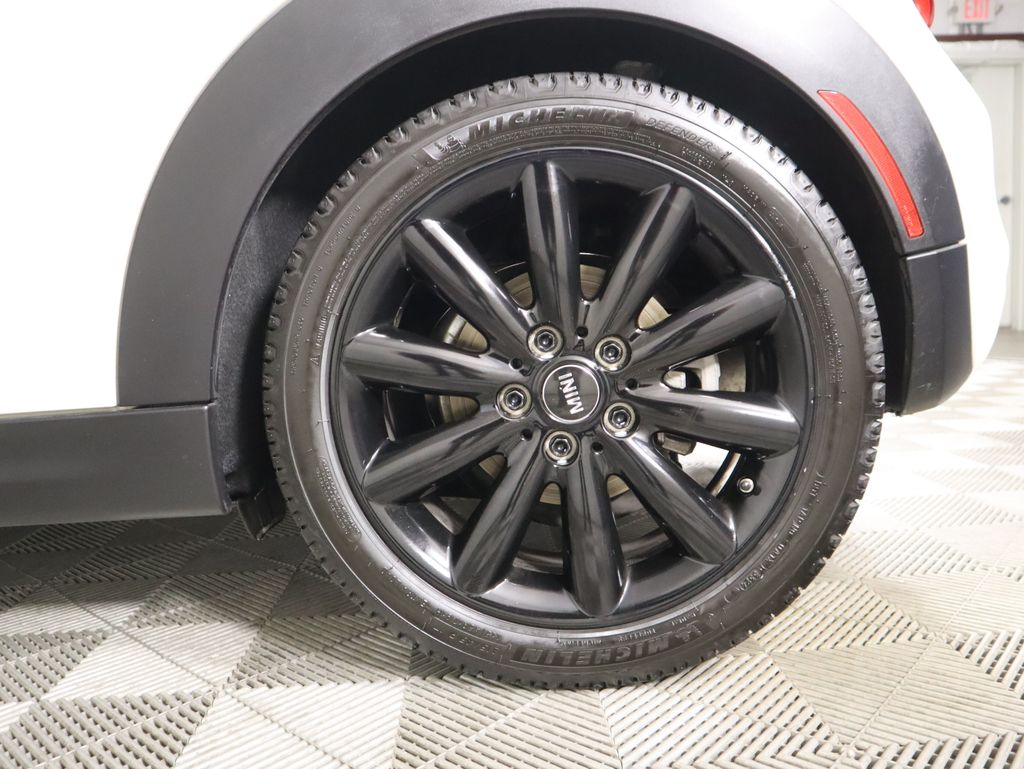 Thumbnail: 2015 MINI Cooper - 27