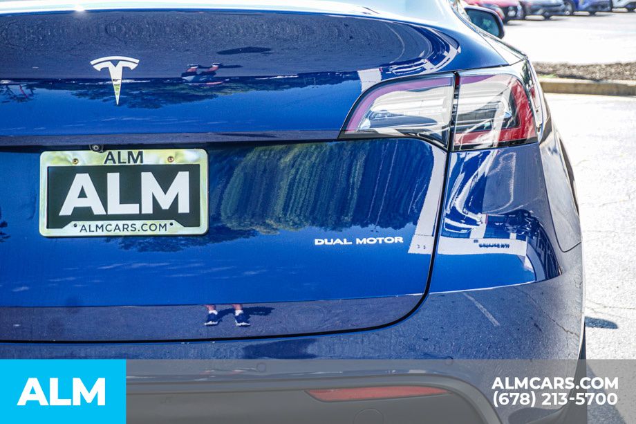 Used 2020 Blue Tesla Long Range image 12