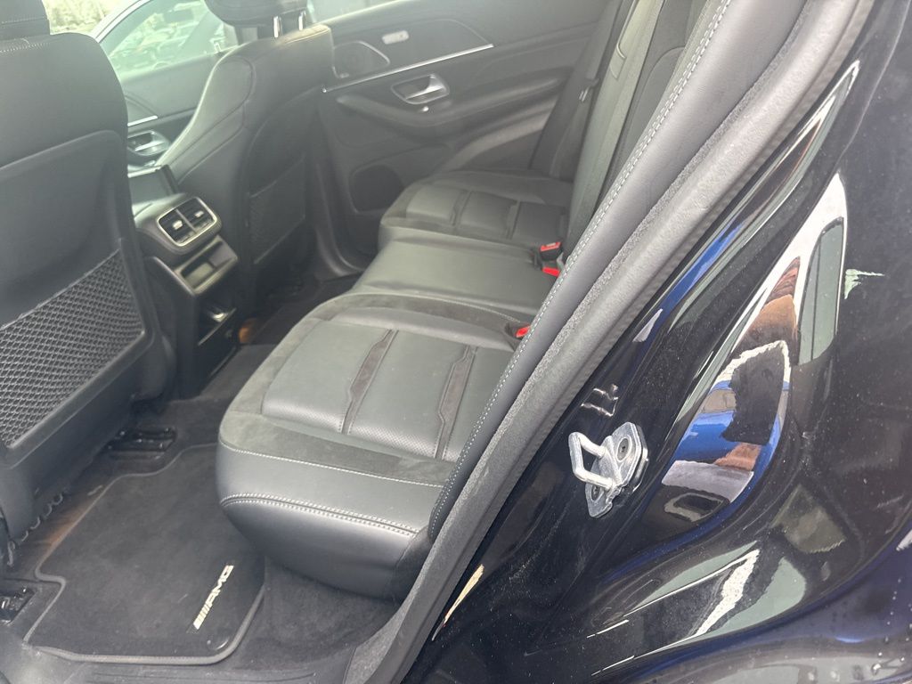 Thumbnail: 2023 Mercedes-Benz GLE - 3