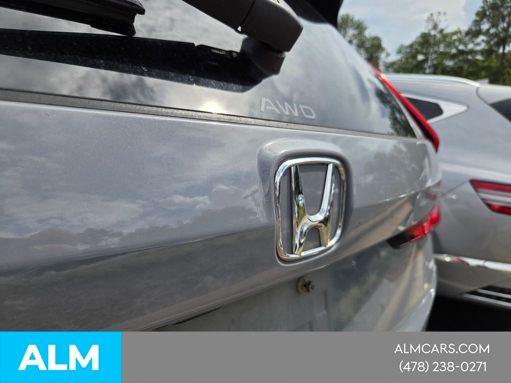 Used 2023  Honda EX-L image 10