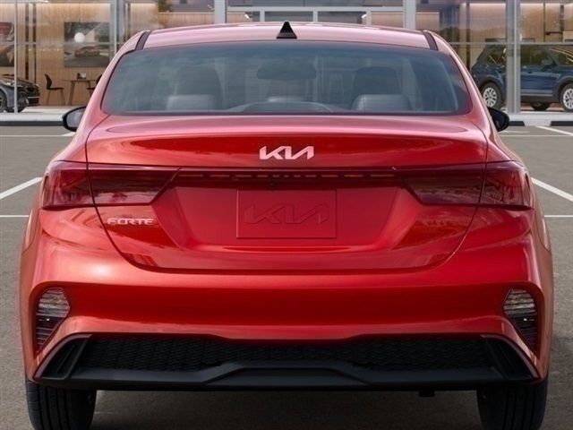 2024 Kia Forte LXS 13