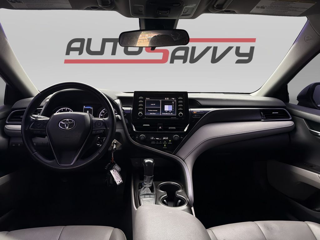 Used 2022 Silver Toyota SE image 17