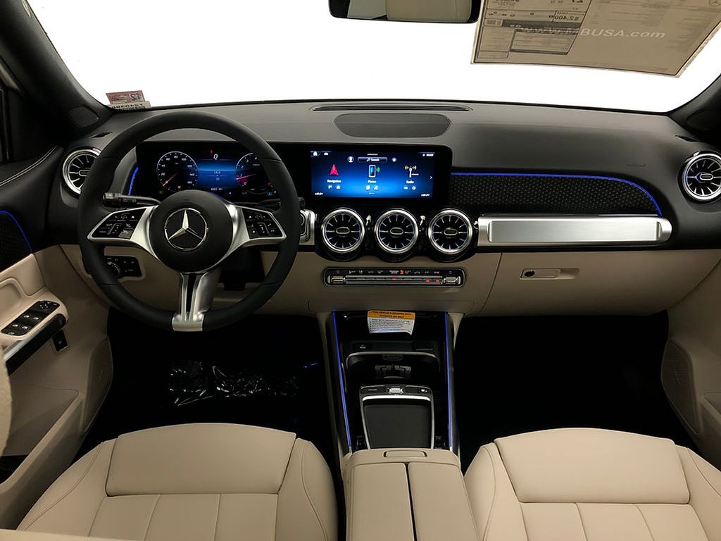 2024 Mercedes-Benz GLB 250 25