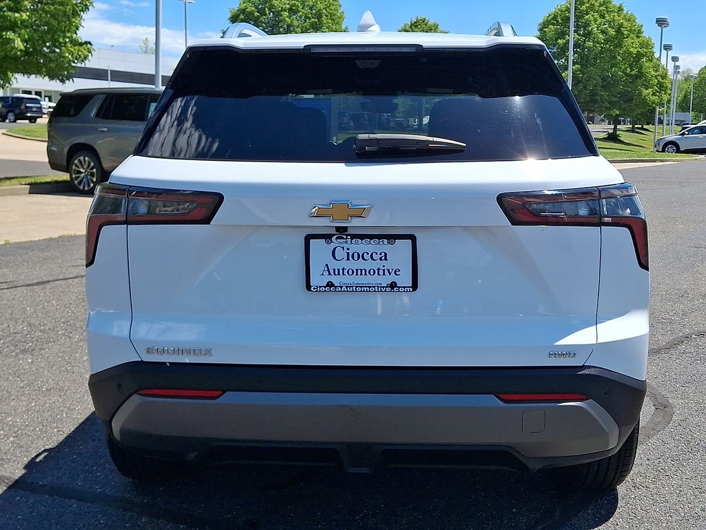 used 2025 Chevrolet Equinox car, priced at $28,394