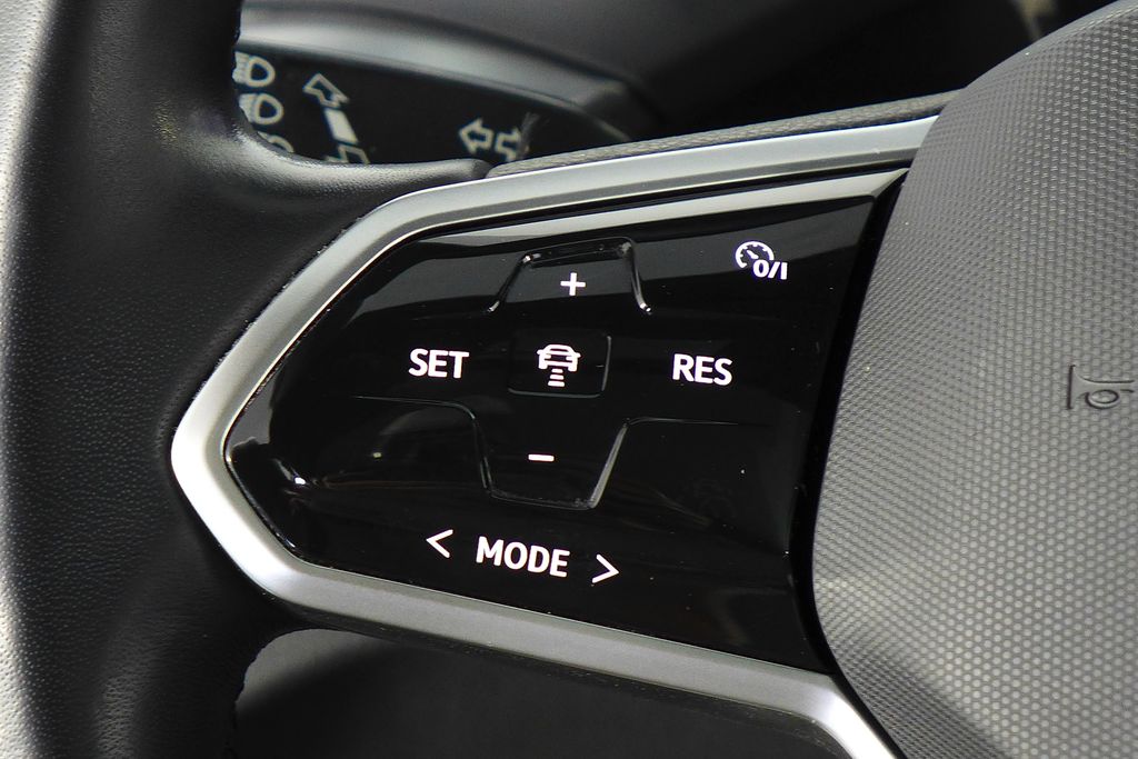 Thumbnail: 2021 Volkswagen ID.4 - 30