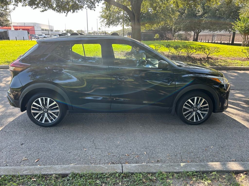Thumbnail: 2021 Nissan Kicks - 6