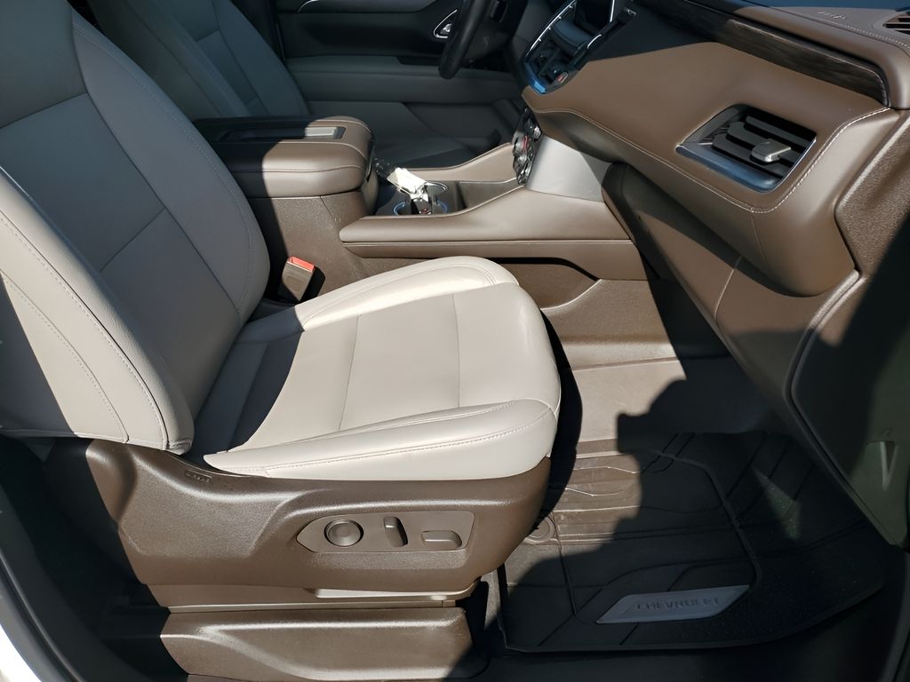 Used Car 2021 Chevrolet Suburban  Lt For Sale Under $50,000 In Austin, Texas