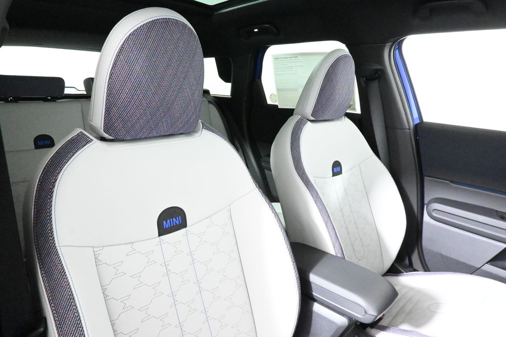 Thumbnail: 2026 MINI Cooper Countryman - 31