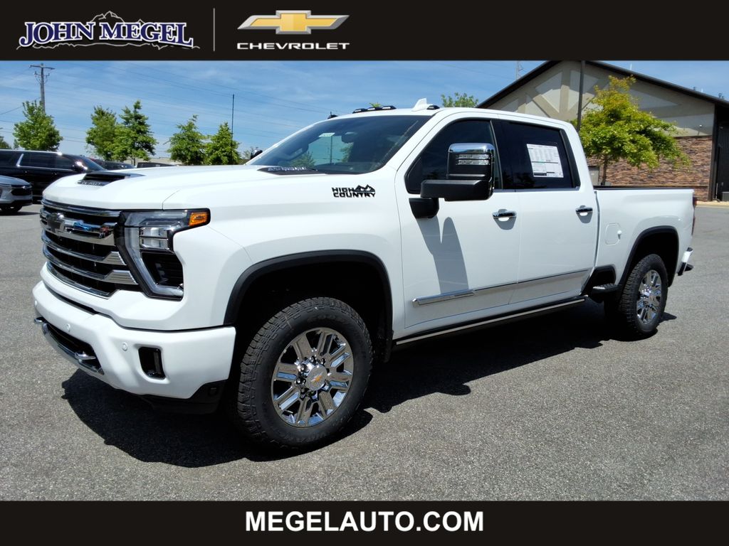 Summit White 2026 Chevrolet Silverado 2500HD Pickup Truck Four-Wheel Drive Automatic
