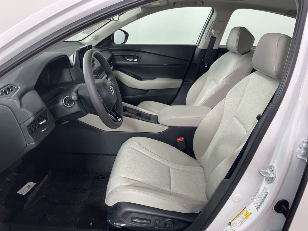 Thumbnail: 2025 Honda Accord - 21