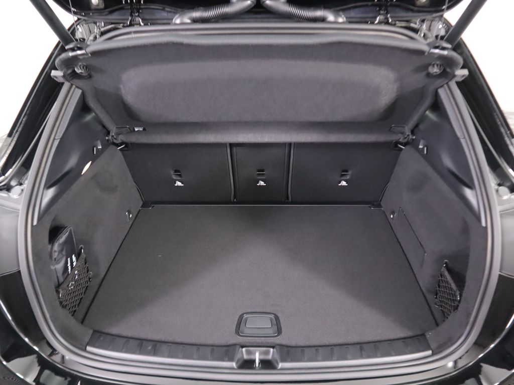 Thumbnail: 2025 Mercedes-Benz GLA - 30