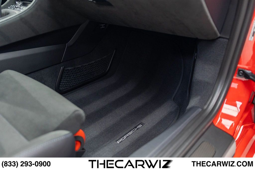 2023 Porsche 718 Cayman