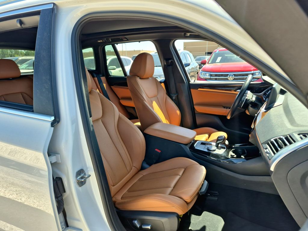 2022 BMW X3 xDrive30i White at Autostrade