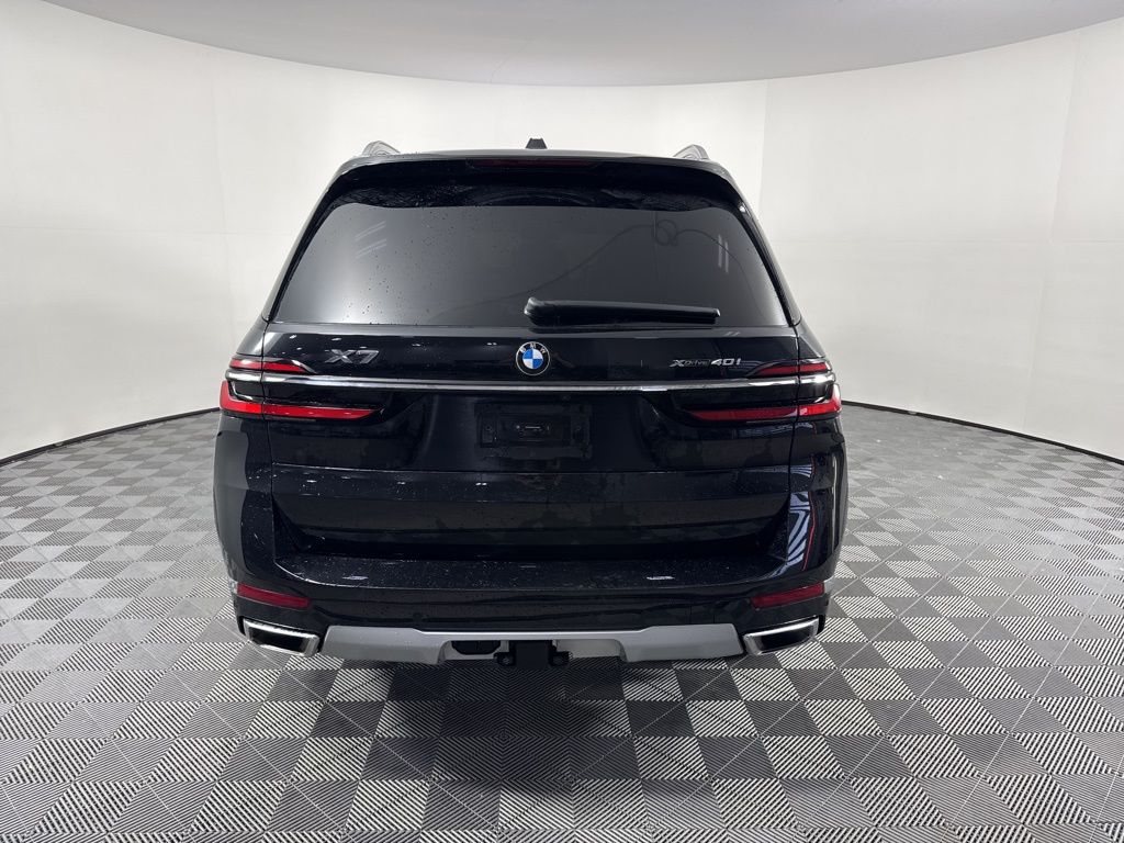 Thumbnail: 2024 BMW X7 - 6