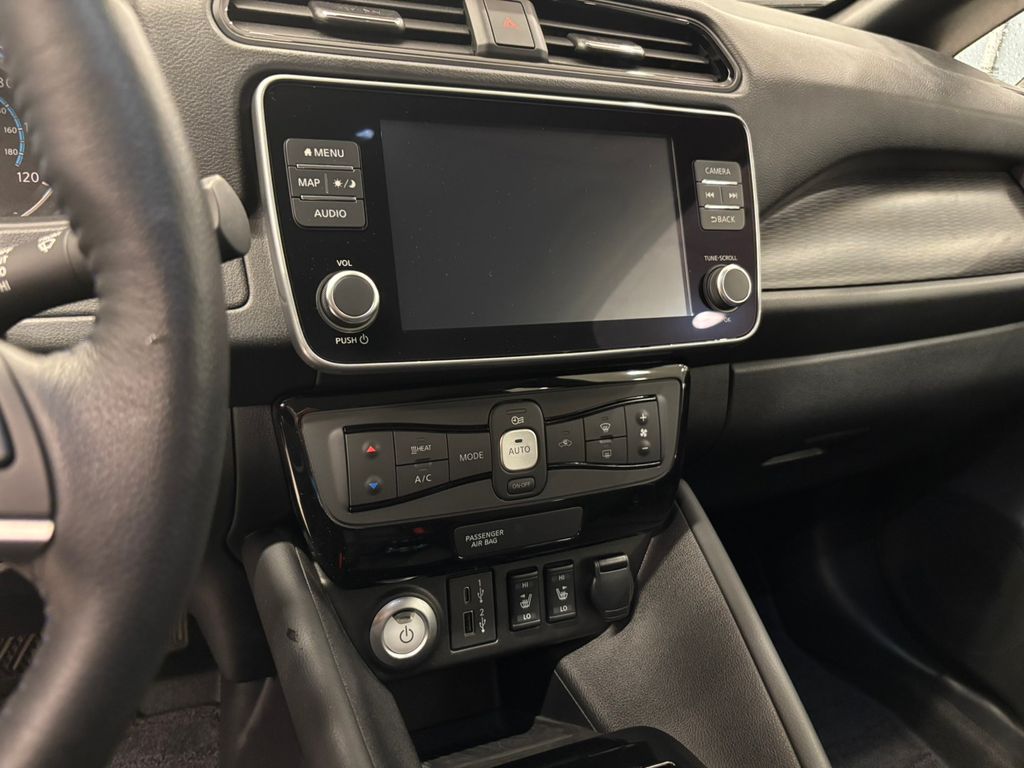 2023 Nissan Leaf SV Plus