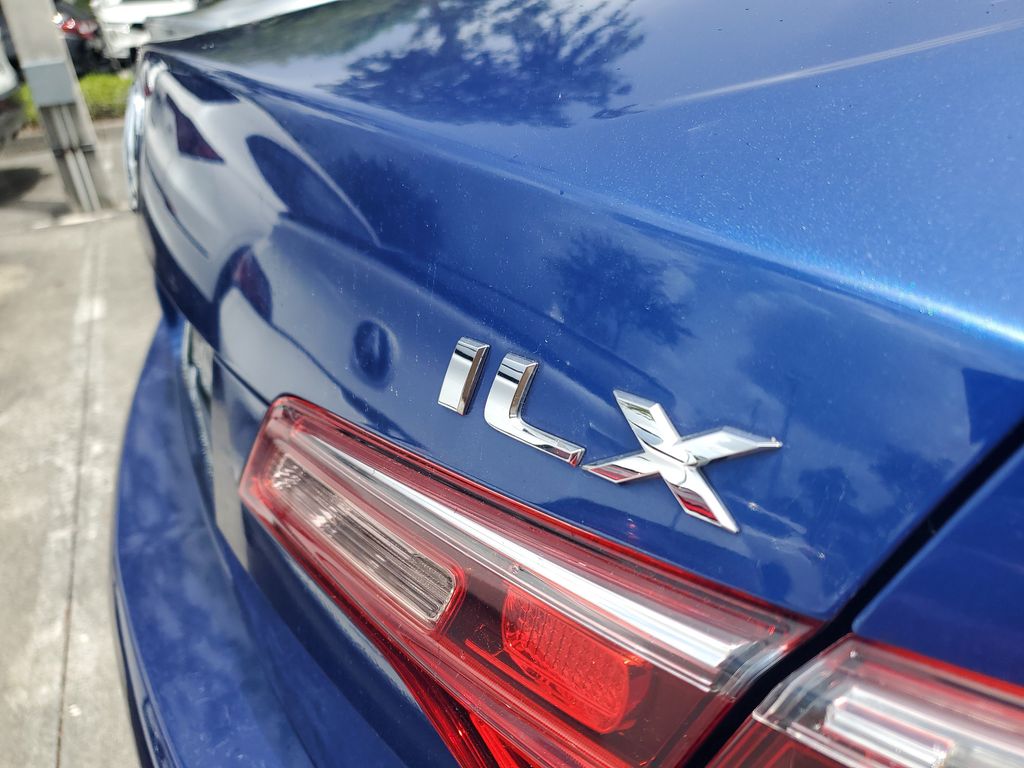 2017 Acura ILX - $11,688