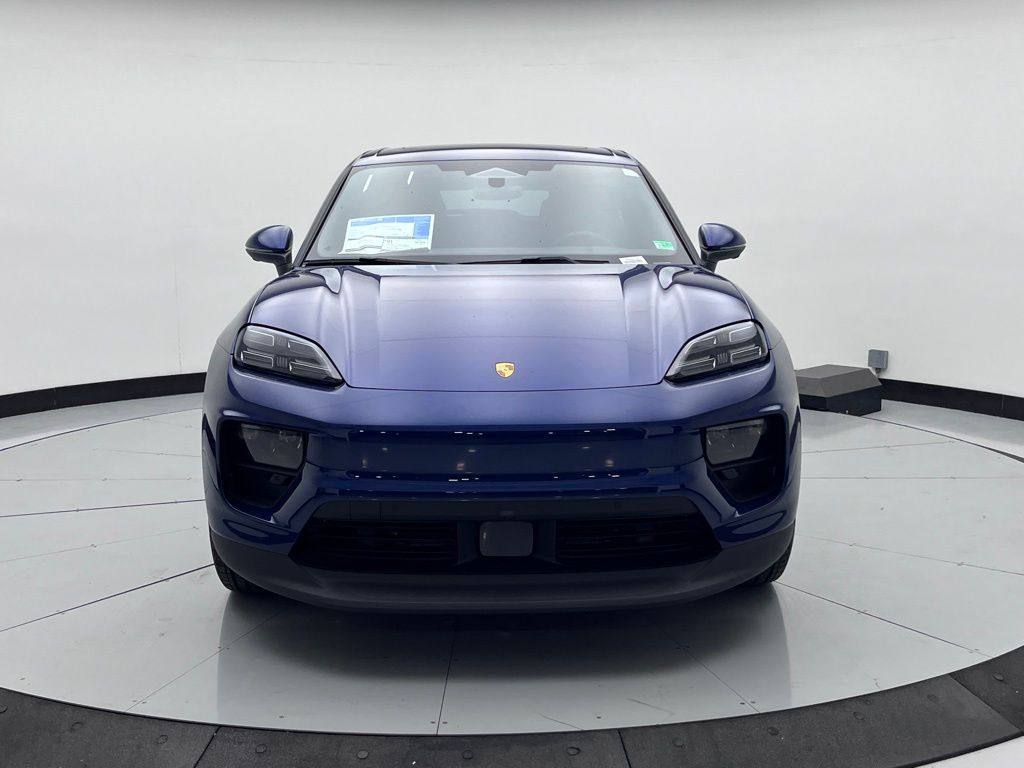 Thumbnail: 2025 Porsche Macan - 6