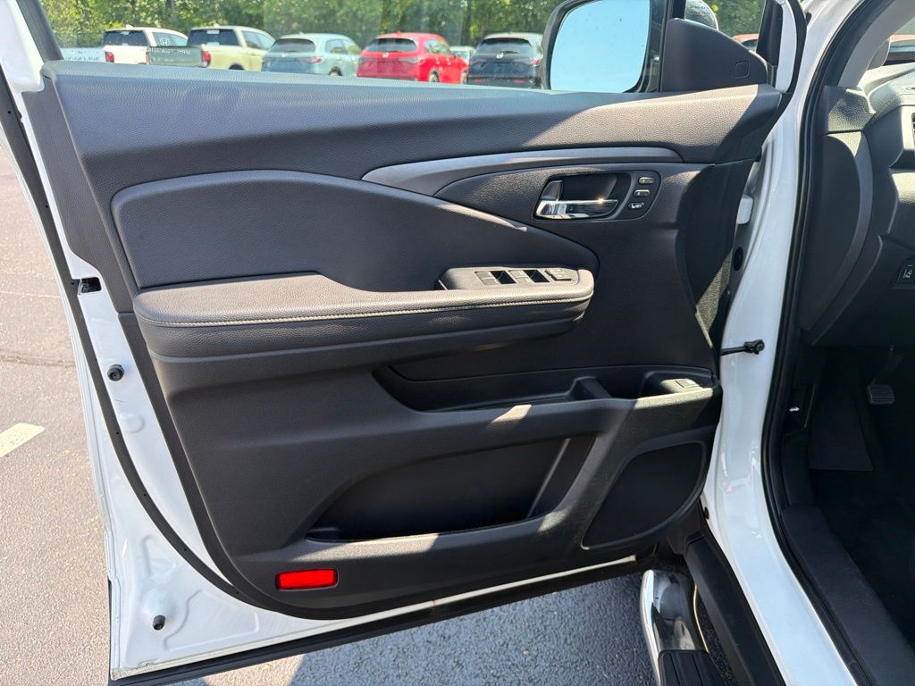 Thumbnail: 2021 Honda Ridgeline - 19