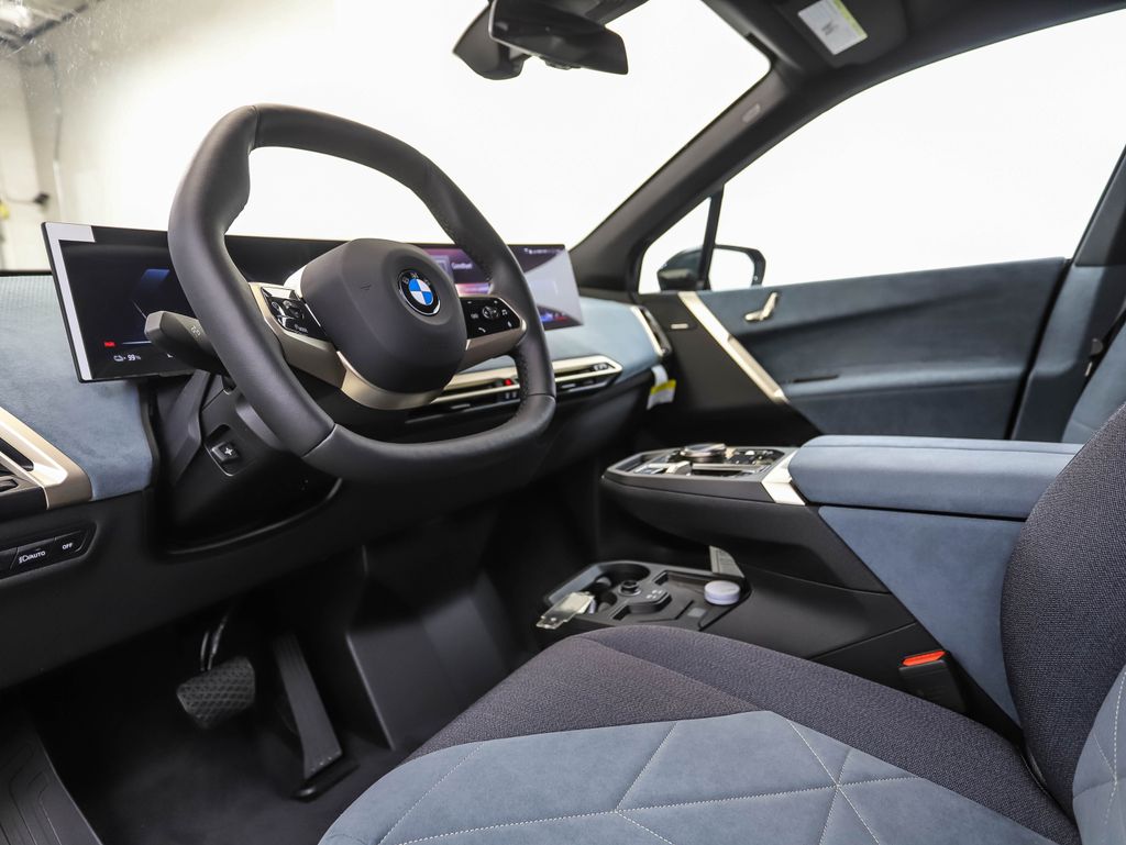 2026 BMW iX  10
