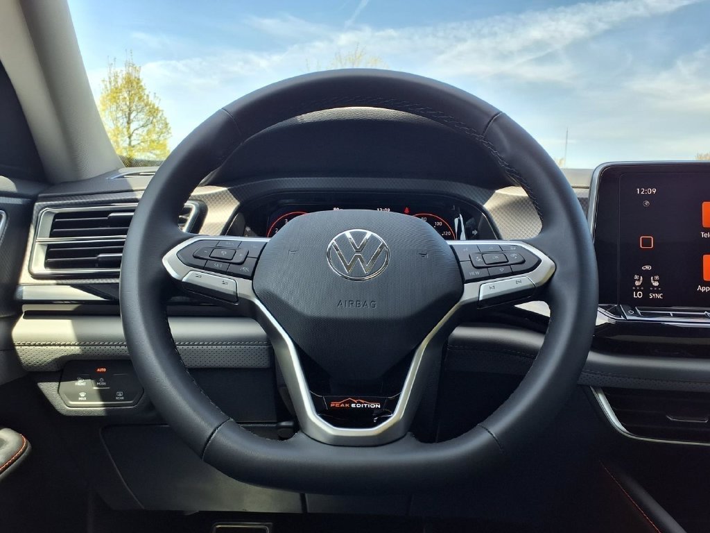 New 2026 Deep Black Pearl Volkswagen Peak Edition image 13