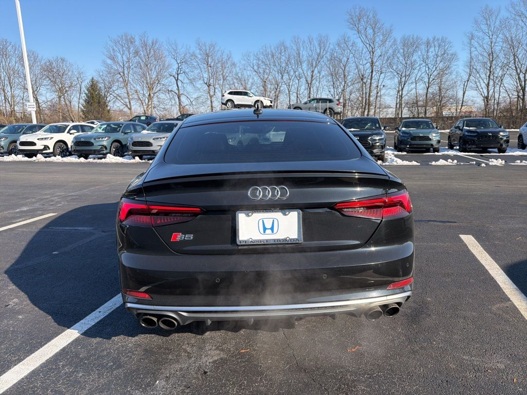 Thumbnail: 2018 Audi S5 - 4
