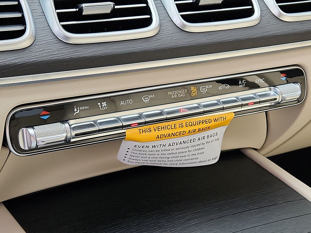 Thumbnail: 2026 Mercedes-Benz GLE - 11