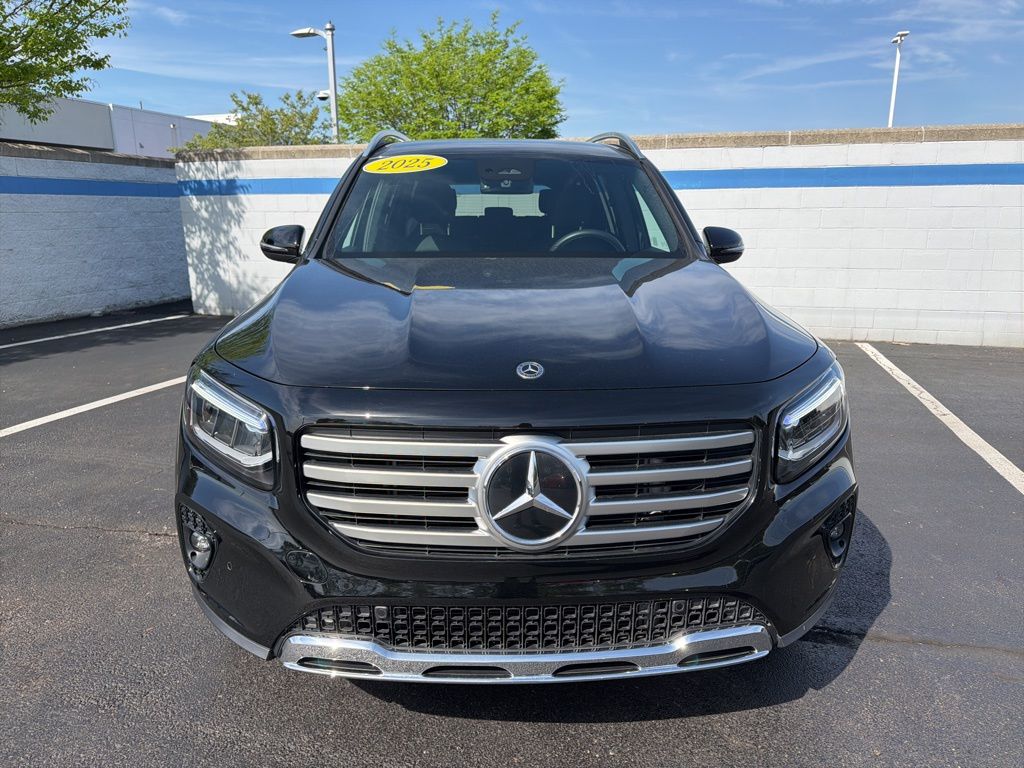 Thumbnail: 2025 Mercedes-Benz GLB - 8