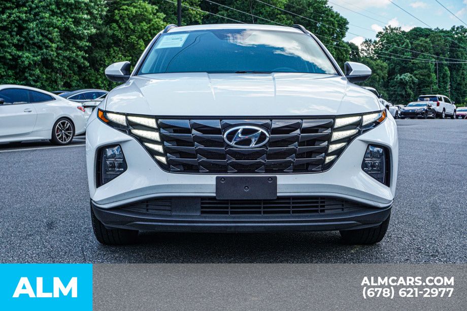 Used 2024 White Hyundai SEL image 10