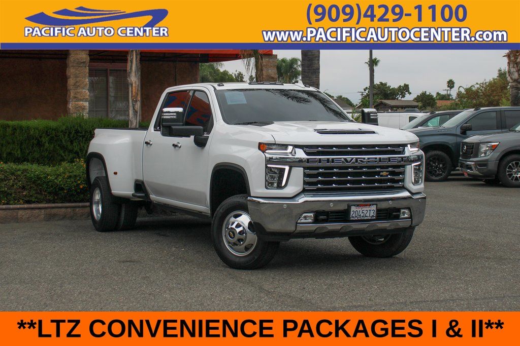 Summit White 2023 Chevrolet Silverado 3500HD Pickup Truck Four-Wheel Drive 6-Speed Automatic