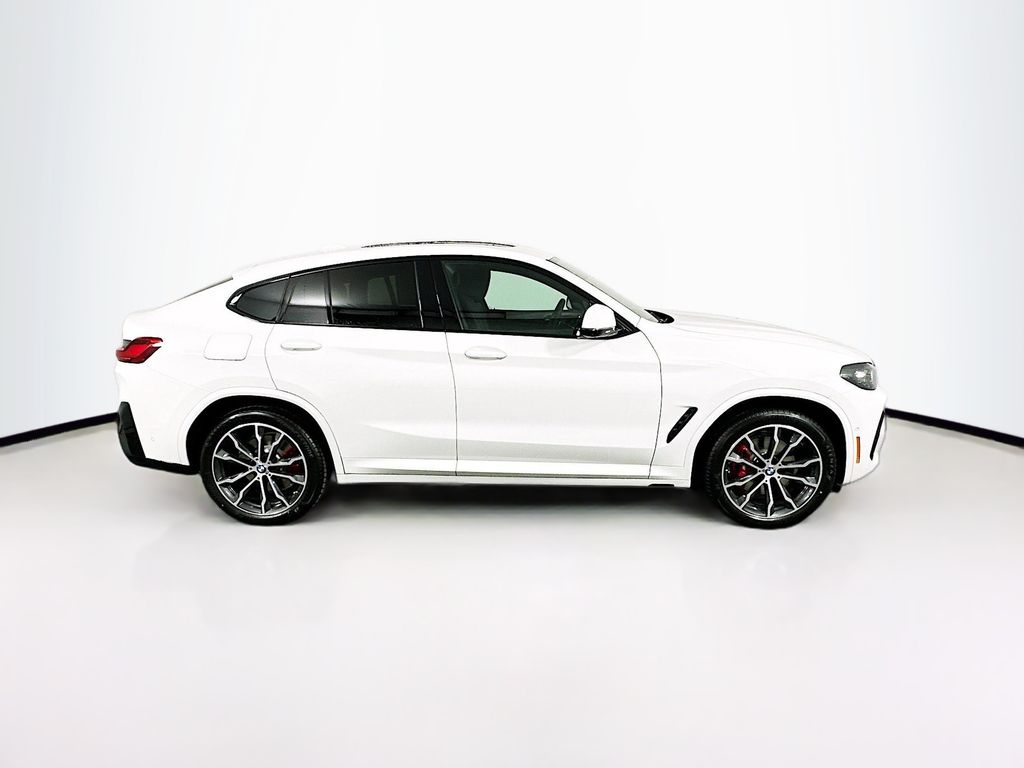 2025 BMW X4 xDrive30i 4