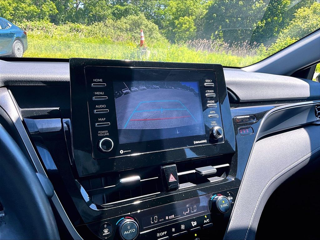 2024 Toyota Camry — photo 18