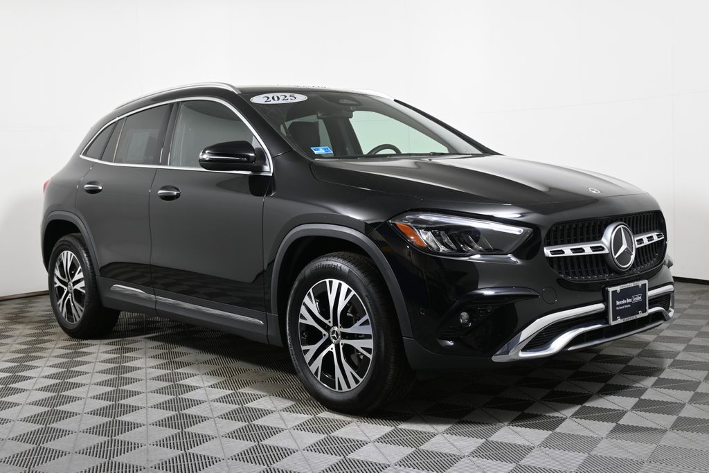 Thumbnail: 2025 Mercedes-Benz GLA - 8
