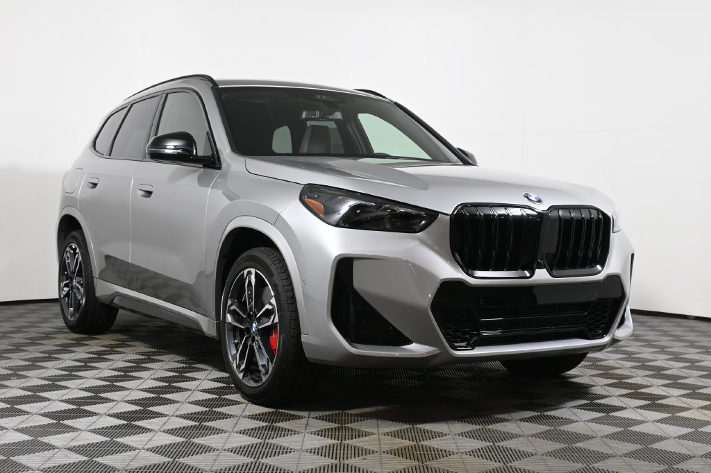 Thumbnail: 2027 BMW X1 - 9