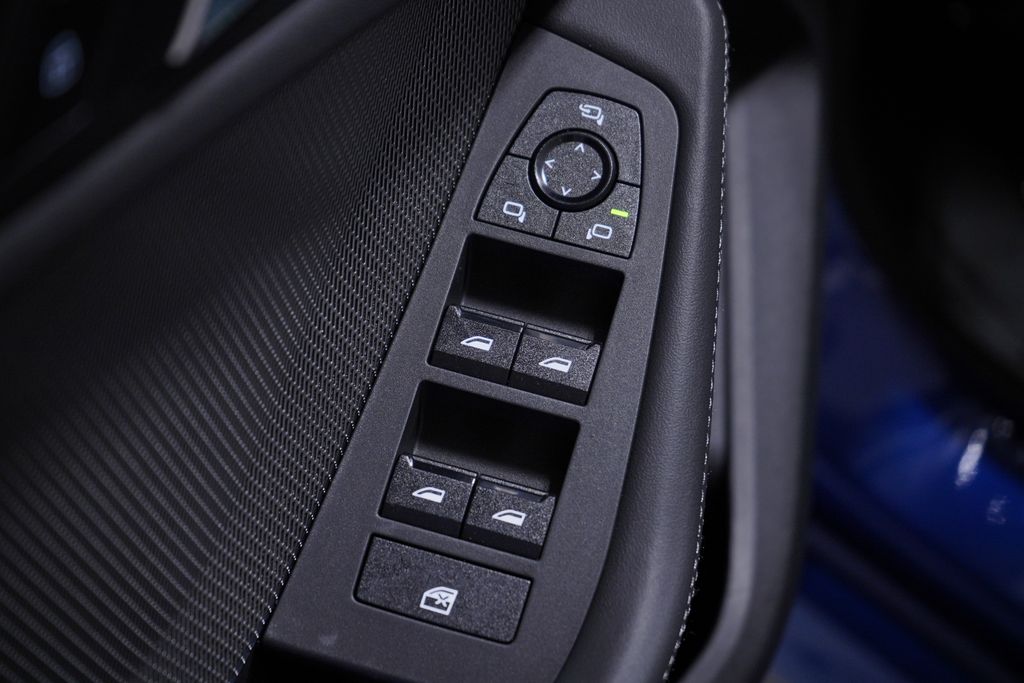 Thumbnail: 2025 BMW 2 Series - 11