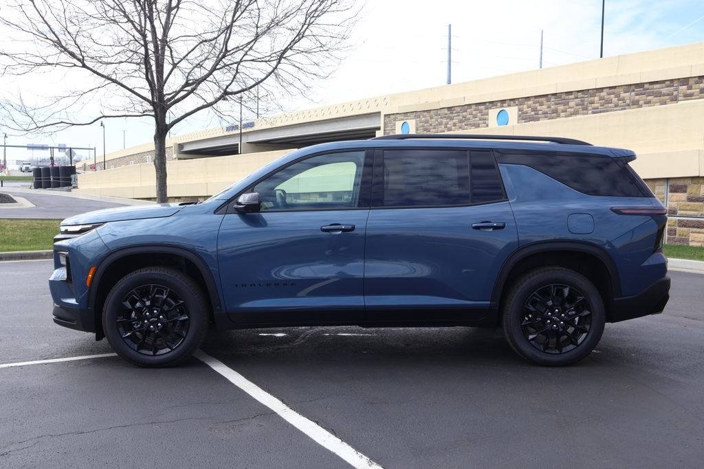 Thumbnail: 2026 Chevrolet Traverse - 4