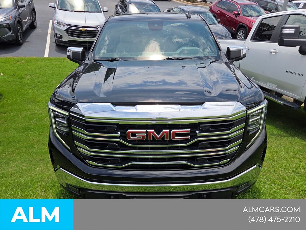 Used 2024 Black GMC SLT image 2