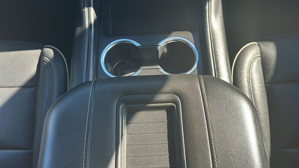 2023 Chevrolet Suburban Premier White at Baytown Hyundai