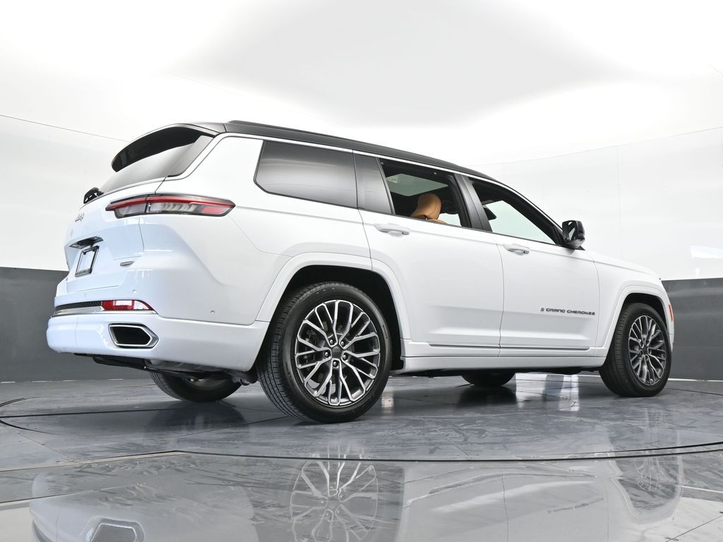 New 2025 Bright White Clearcoat Jeep Summit image 84