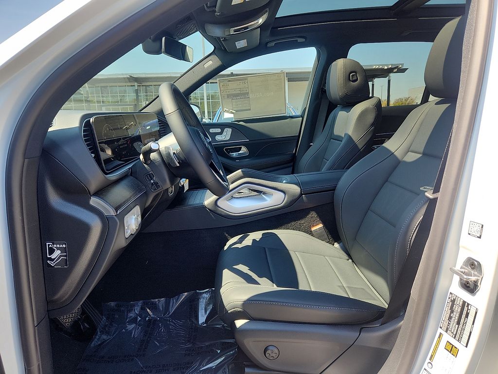 Thumbnail: 2026 Mercedes-Benz GLE - 9