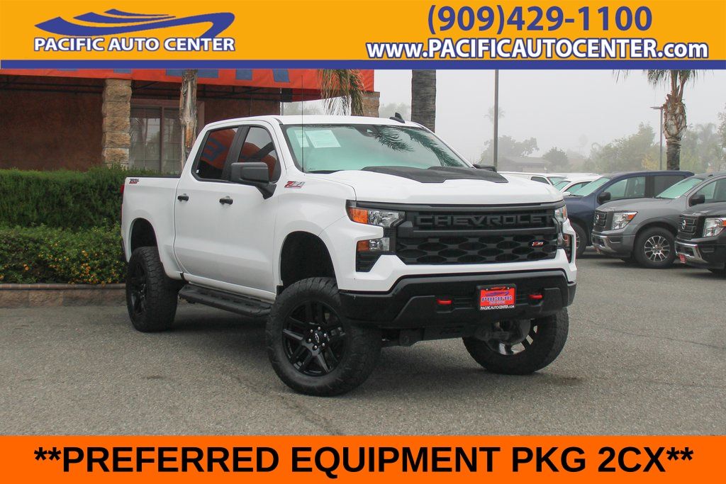 Summit White 2024 Chevrolet Silverado 1500 Pickup Truck Four-Wheel Drive Automatic